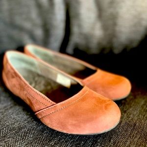 Eddie Bauer Slip On